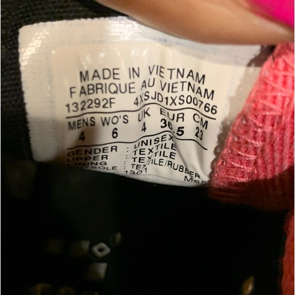 Converse - Picture 5 of 6